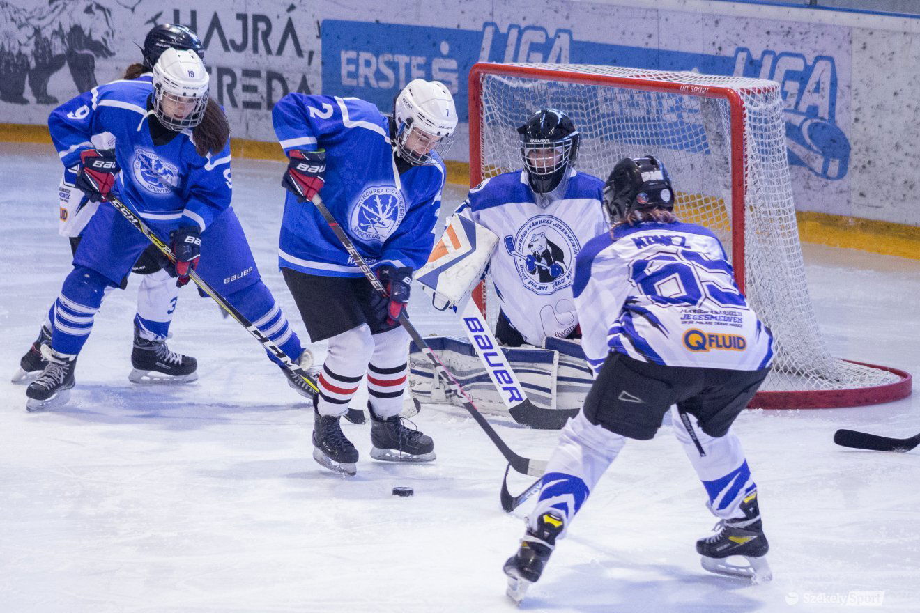 •  Fotó: Borbély Fanni