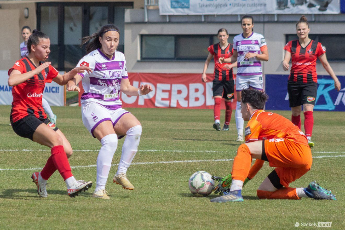 •  Fotó: Borbély Fanni