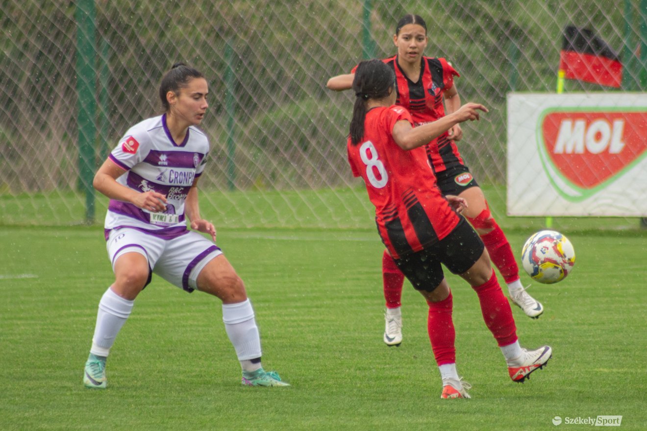 •  Fotó: Borbély Fanni