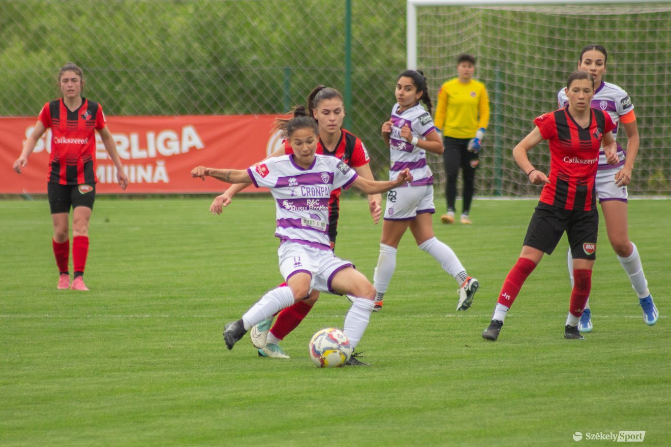 •  Fotó: Borbély Fanni