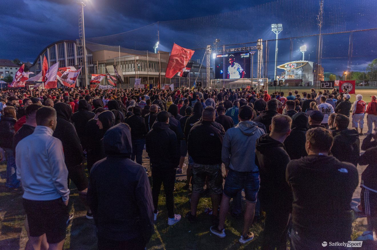•  Fotó: Pinti Attila