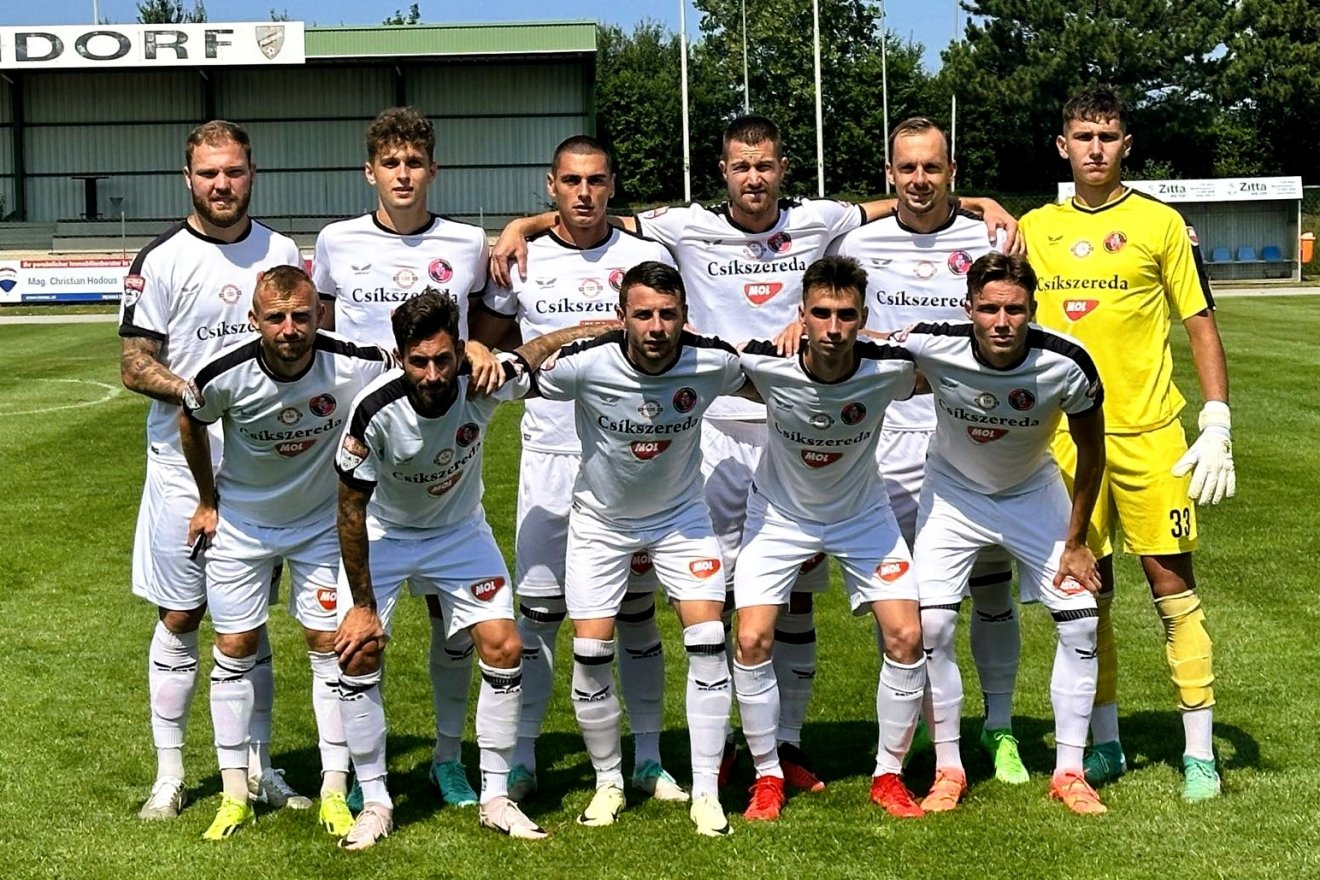 Az FK Csíkszereda kezdőcsapata a pozsonyiak ellen •  Fotó: FK Csíkszereda