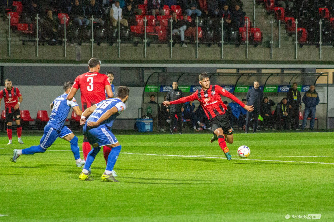 •  Fotó: Borbély Fanni