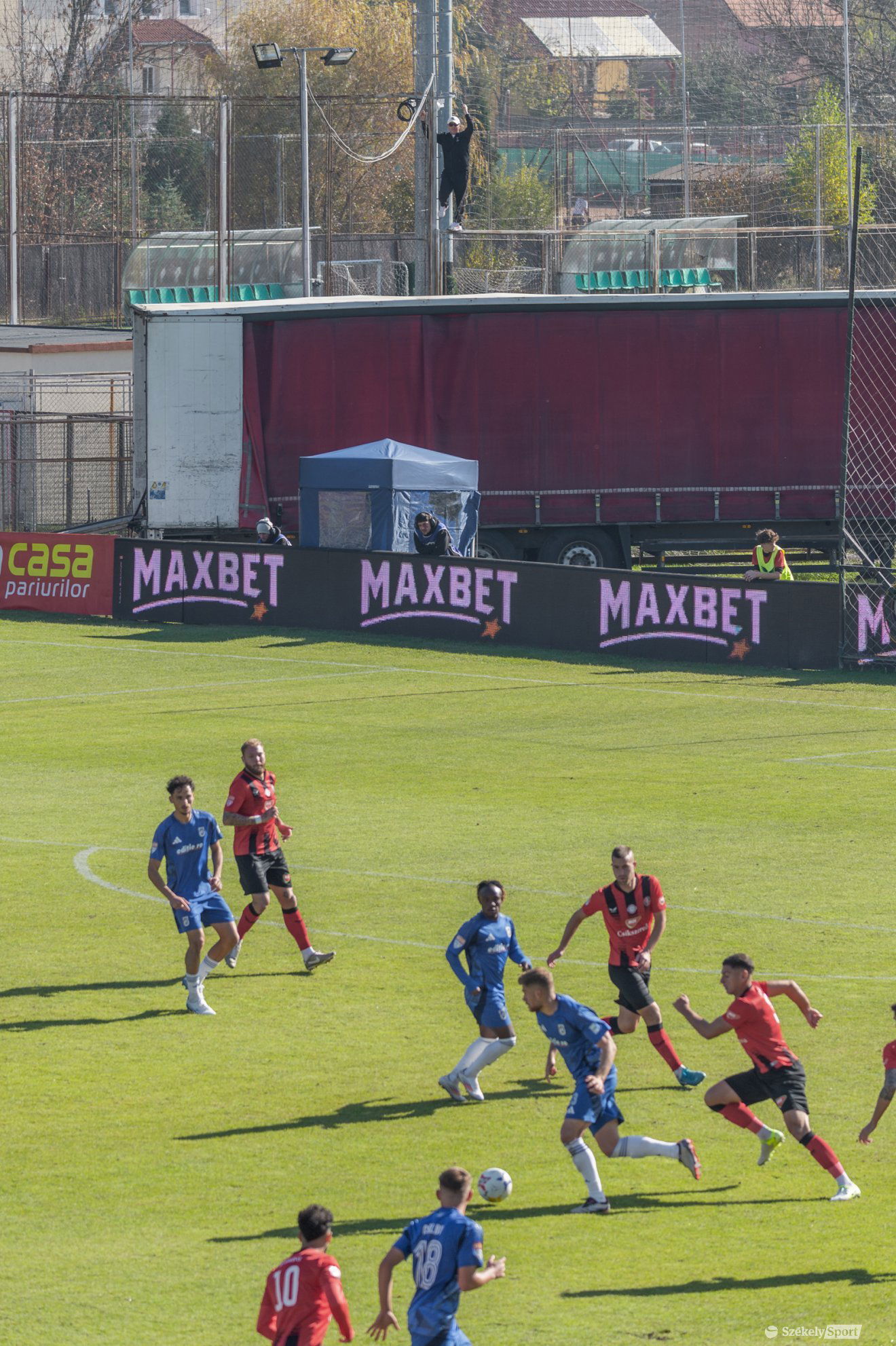 •  Fotó: Pinti Attila