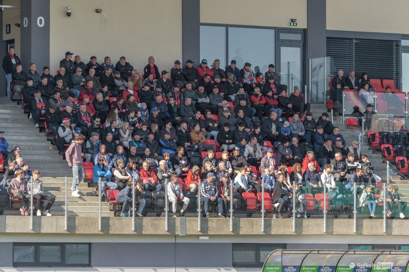 •  Fotó: Pinti Attila