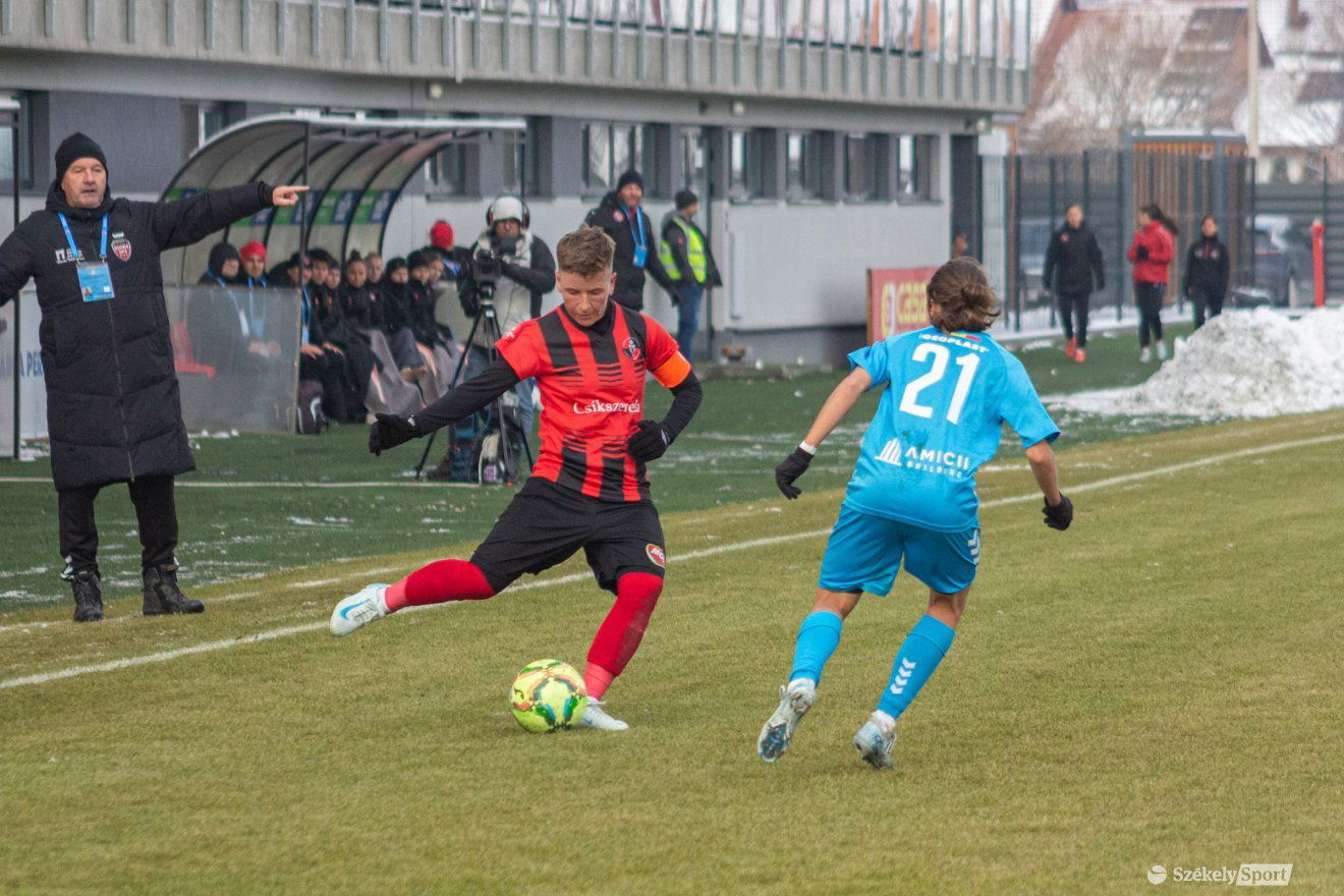 •  Fotó: Borbély Fanni