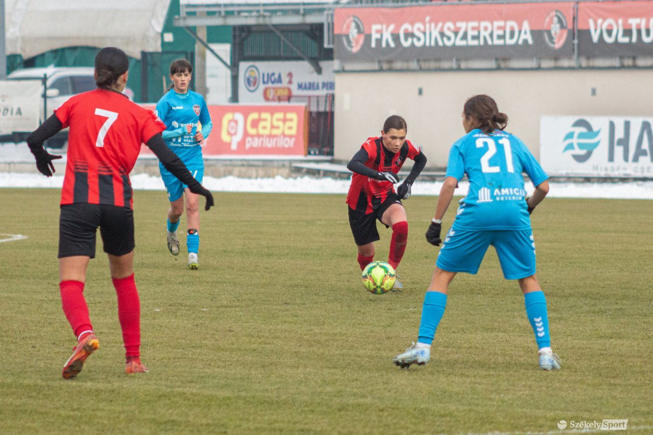 •  Fotó: Borbély Fanni