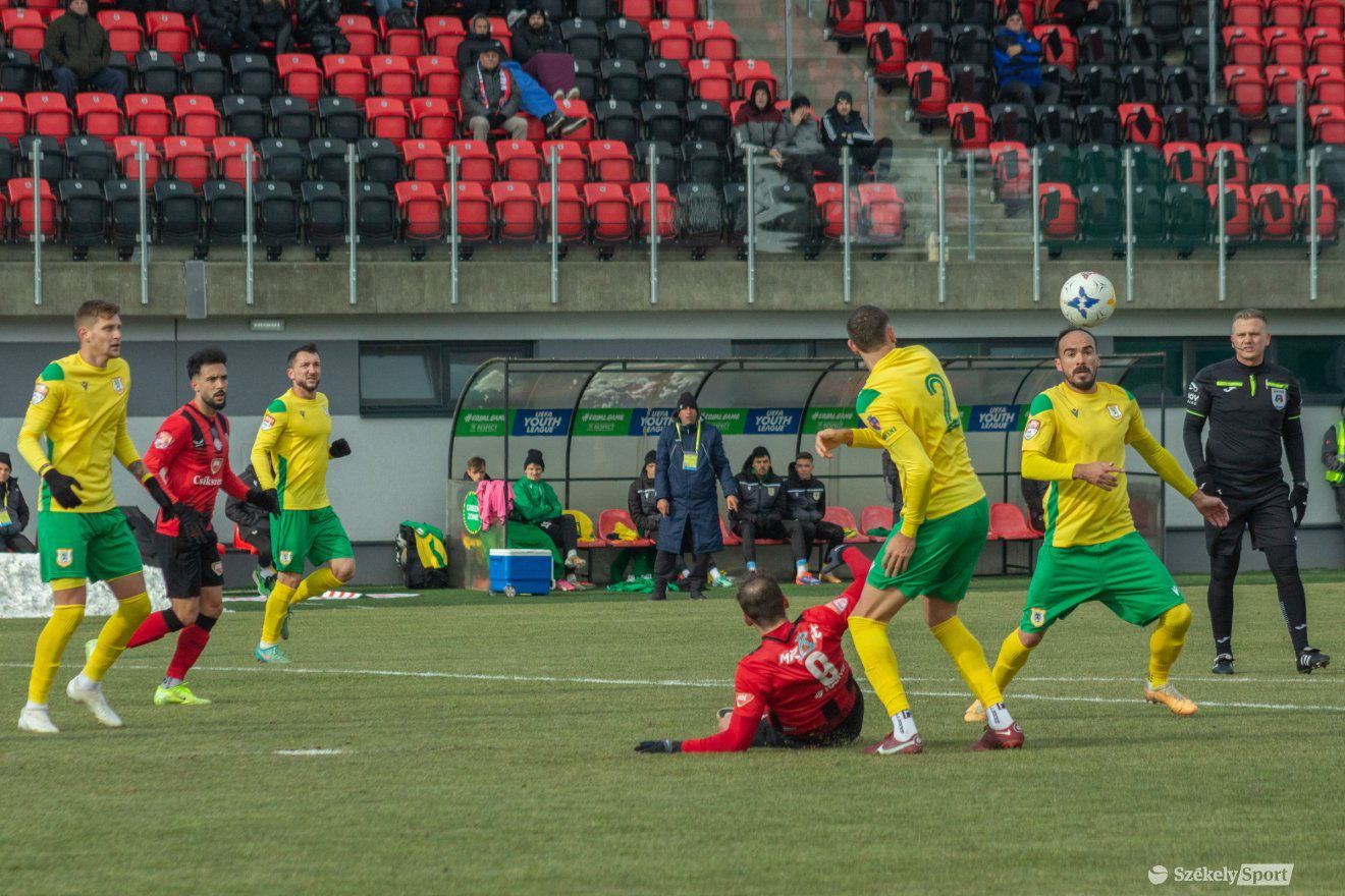 •  Fotó: Borbély Fanni