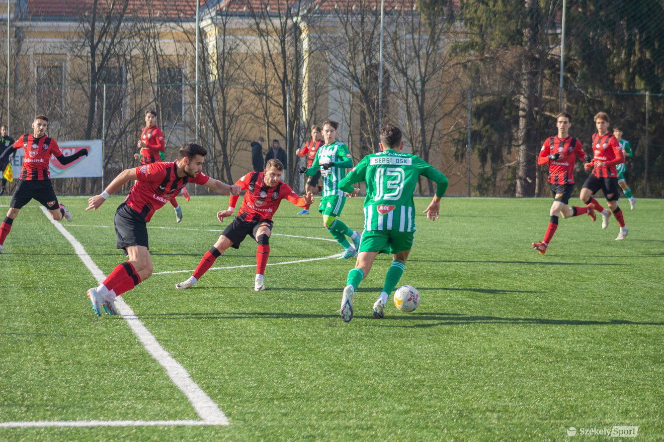 •  Fotó: Borbély Fanni