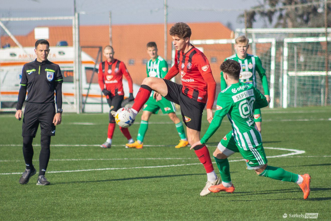 •  Fotó: Borbély Fanni