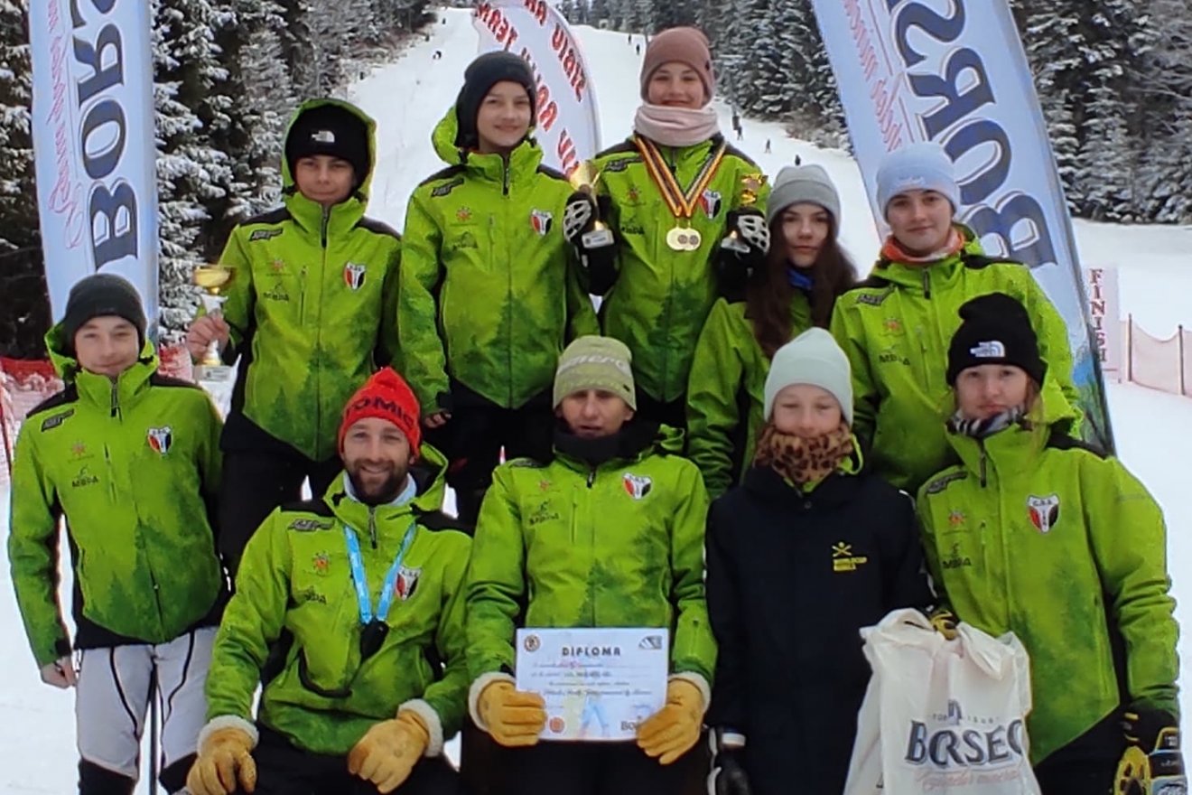 A Csíkszeredai ISK sícsapata Borszéken •  Fotó: Csíkszeredai ISK