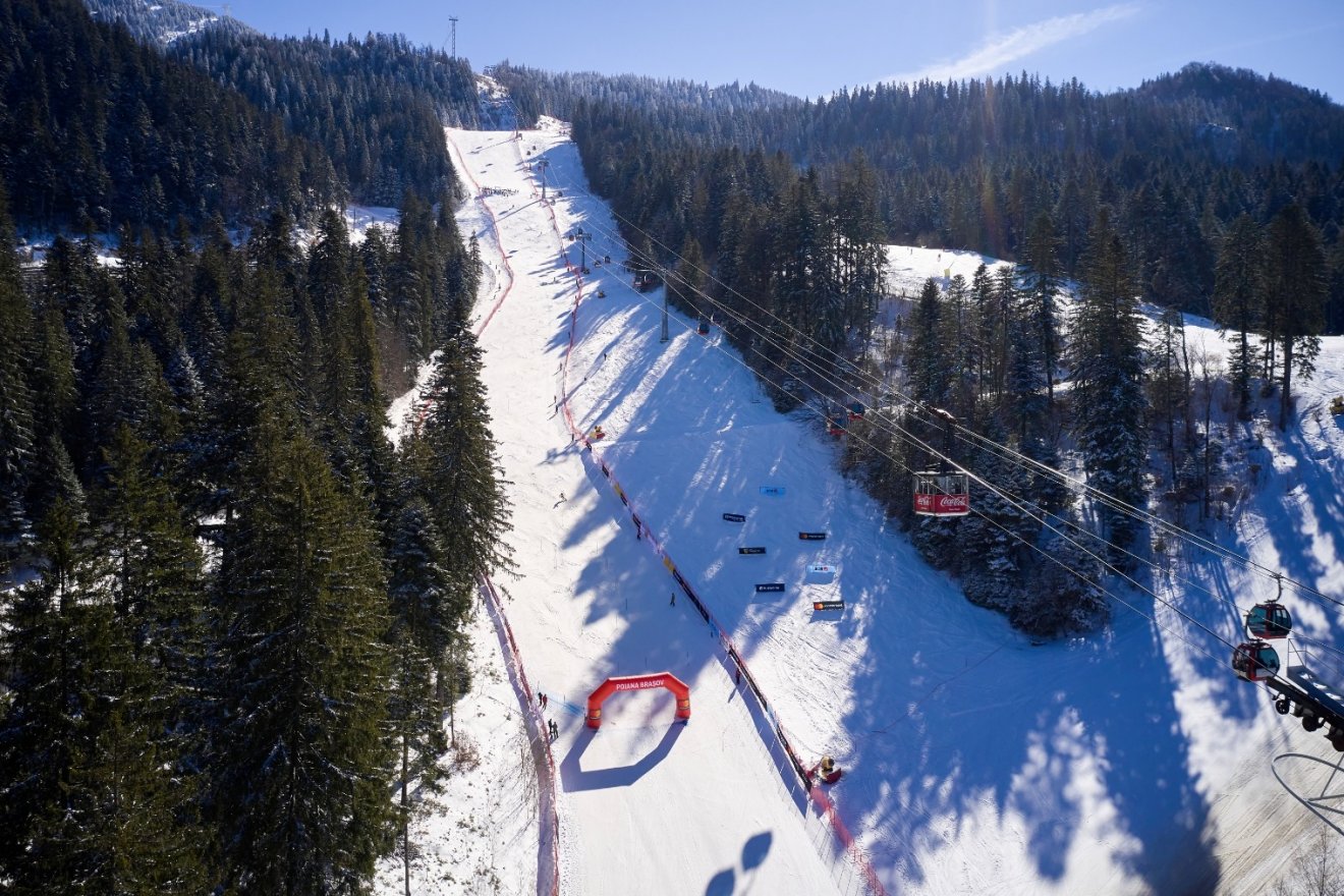 A bajnokság helyszíne, a brassópojánai Subteleferic sípálya •  Fotó: Román Sí- és Biatlon-szövetség (FRSB)