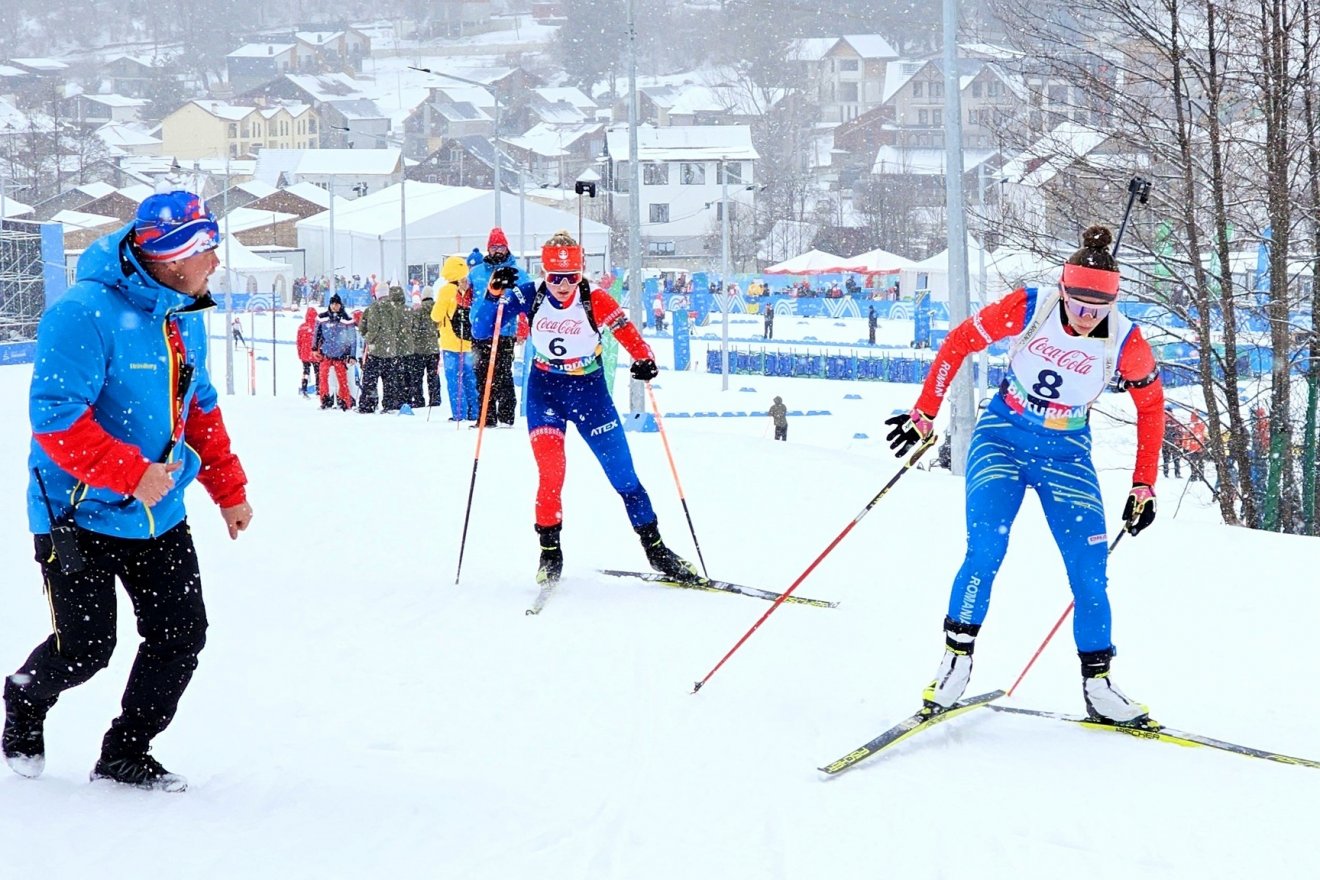Silló Krisztina (8-as rajtszámmal) nagyon jól szerepel Bakurianiban •  Fotó: Román Olimpiai Bizottság (COSR)