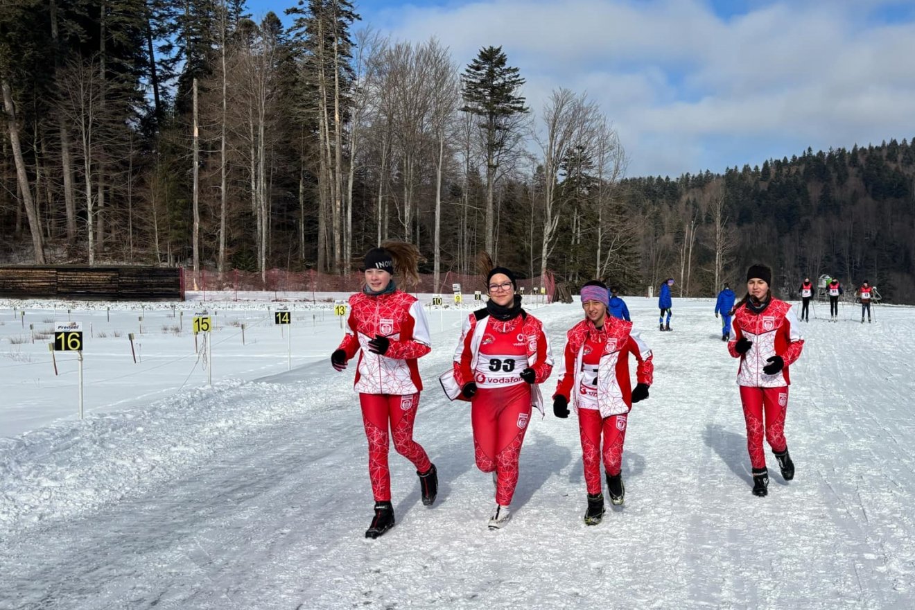 Sífutásban nagyon fontos a verseny előtti bemelegítés •  Fotó: Román Sí- és Biatlon-szövetség (FRSB)