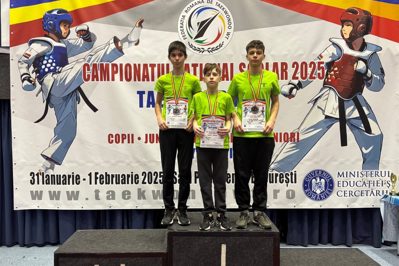 Szakács Balázs (–53 kg), Dombi Patrik (–41 kg) és a Nyirő Richárd (–59 kg) is második lett a bajnokságon •  Fotó: Csíki Titánok