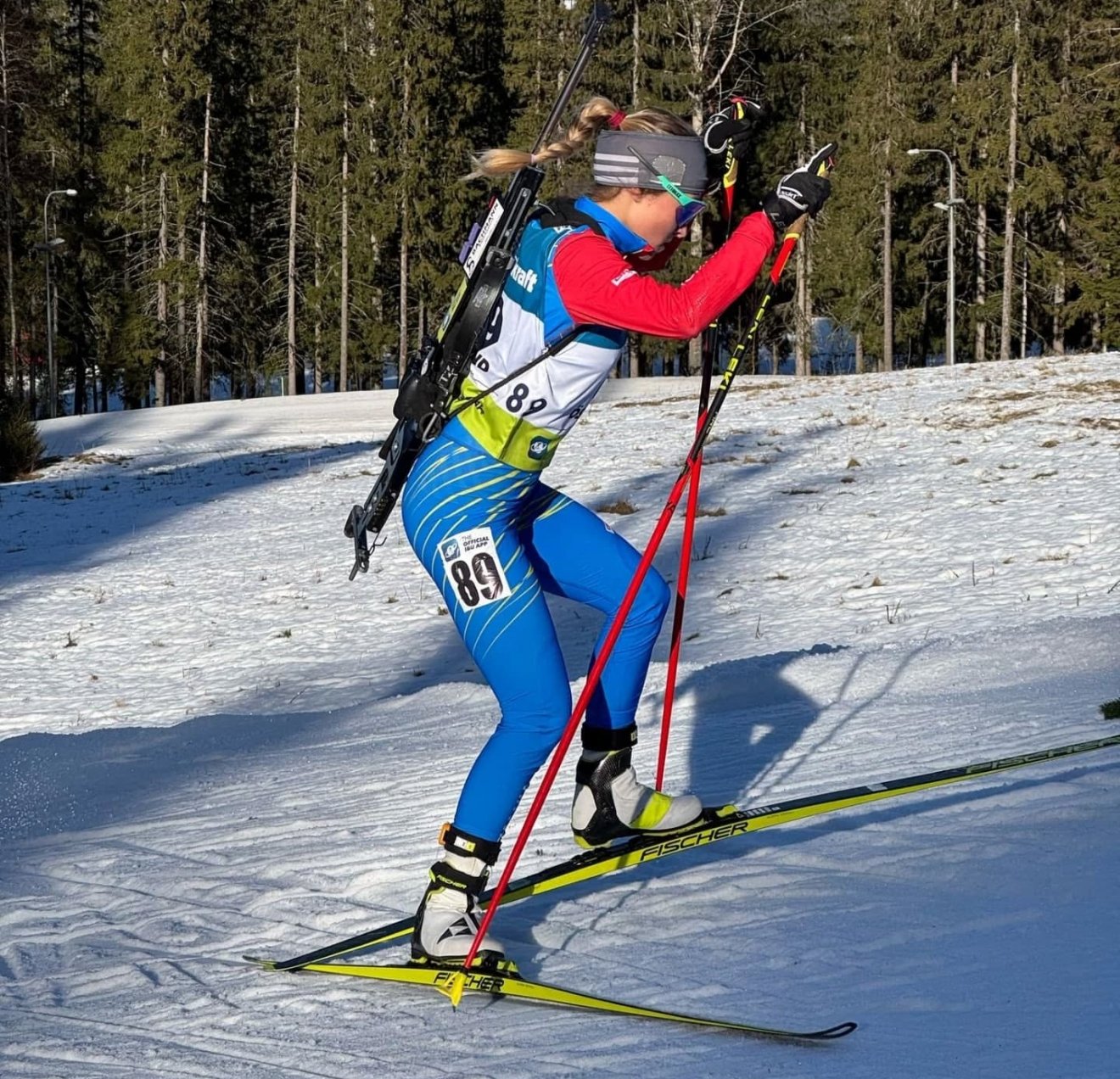 Becze Eszter verseny közben •  Fotó: Román Sí- és Biatlon-szövetség (FRSB)