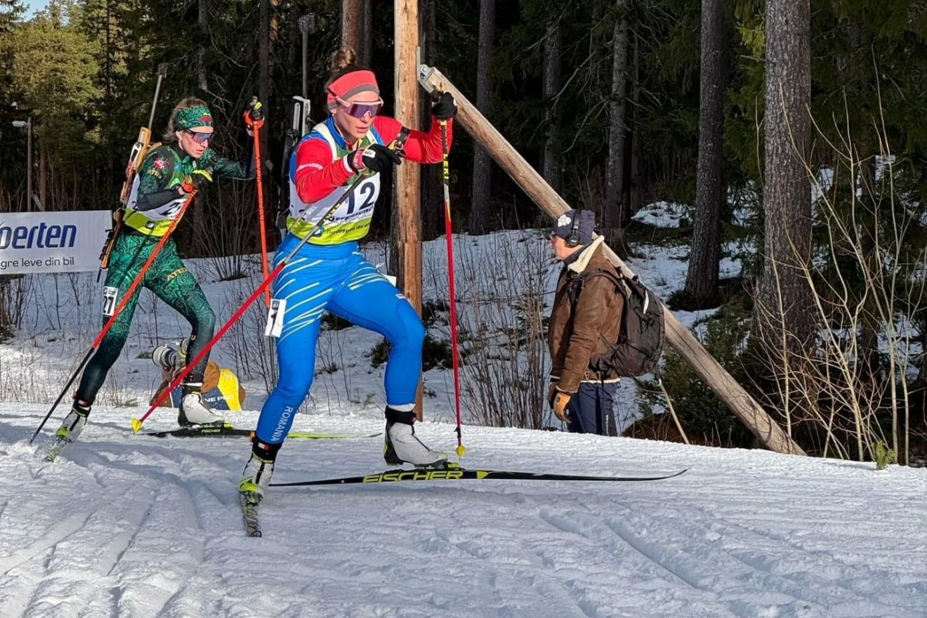 Silló Krisztina nagyon jól kezdte a versenyt, de elesett és nem tudta folytatni •  Fotó: Román Sí- és Biatlon-szövetség (FRSB)