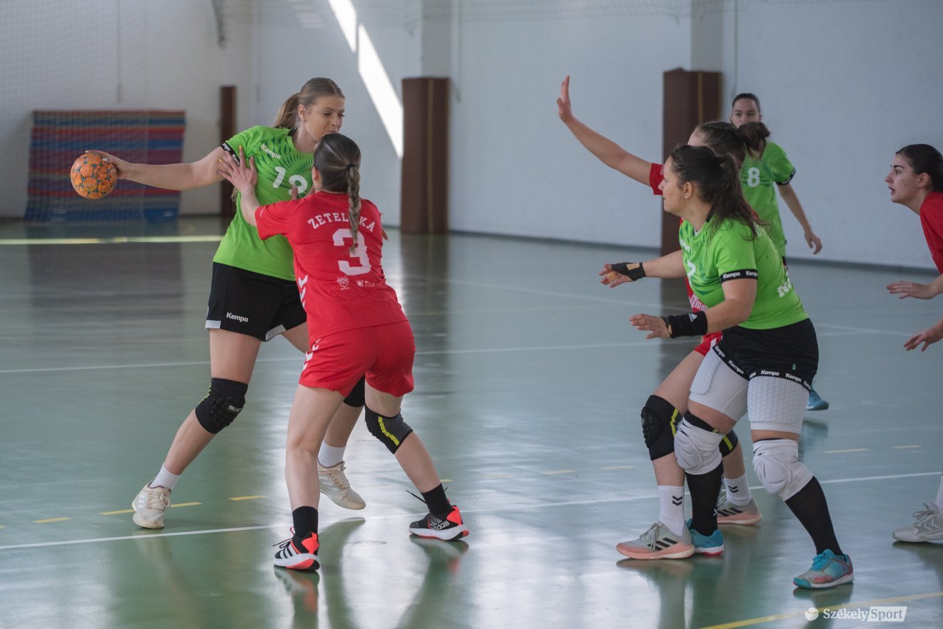 •  Fotó: Borbély Fanni