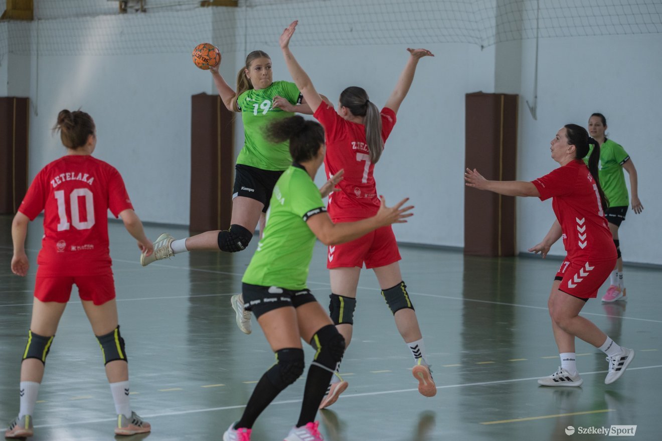 •  Fotó: Borbély Fanni