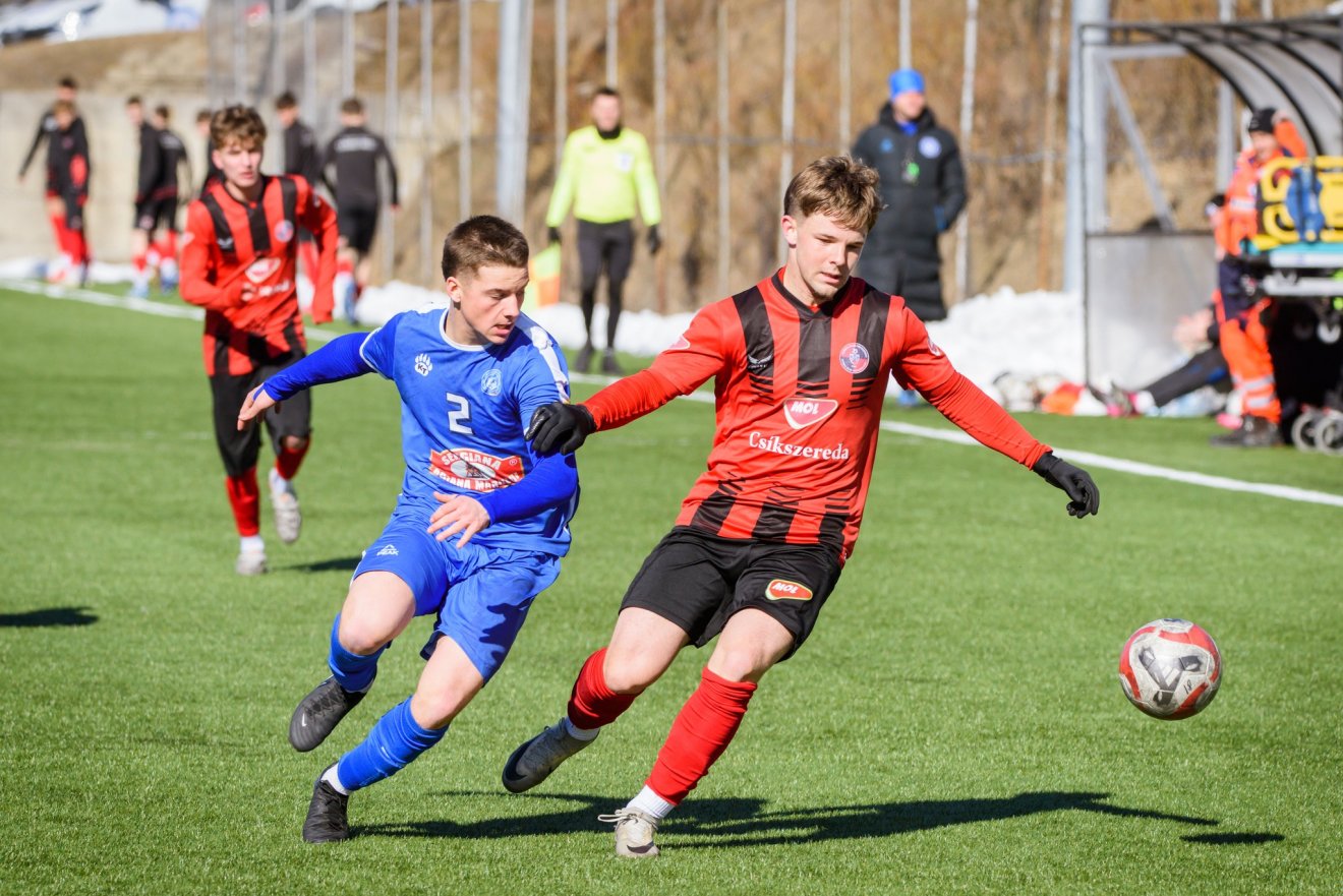Az FK Csíkszereda az U17-es és az U18-as korosztályban is legyőzte a Brassói Kids Tâmpa fiataljait •  Fotó: Pál Zoltán/ FK Csíkszereda