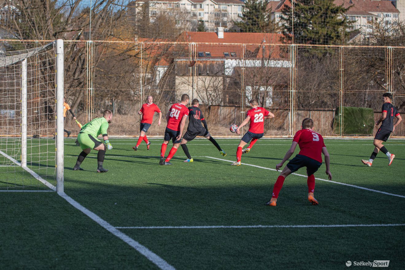 •  Fotó: Borbély Fanni