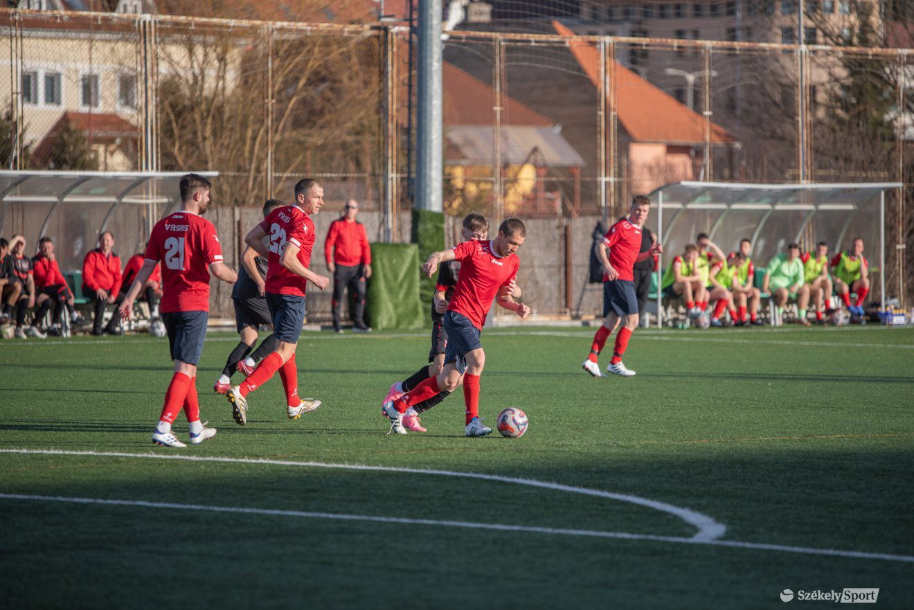 •  Fotó: Borbély Fanni