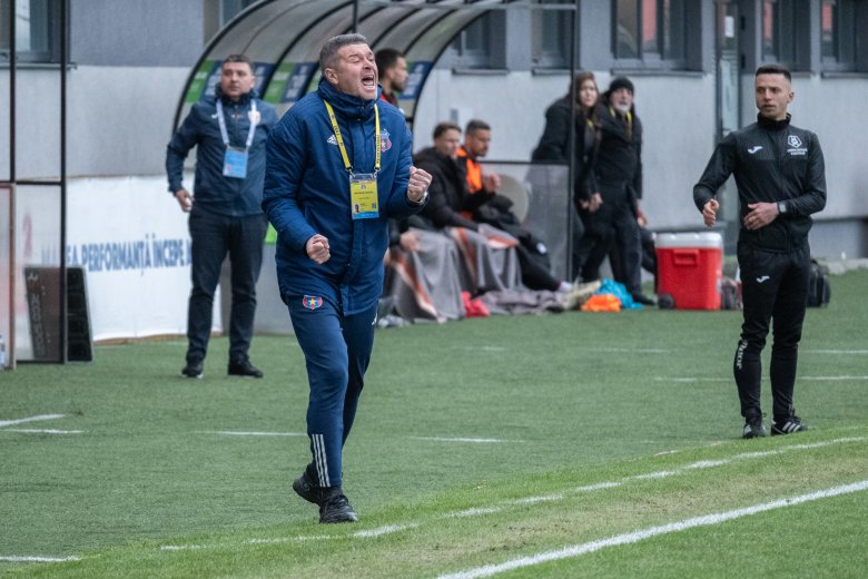 Létszámgondokkal küzd a Steaua az FK Csíkszereda elleni kupameccs előtt, a vezetőedző lemondott