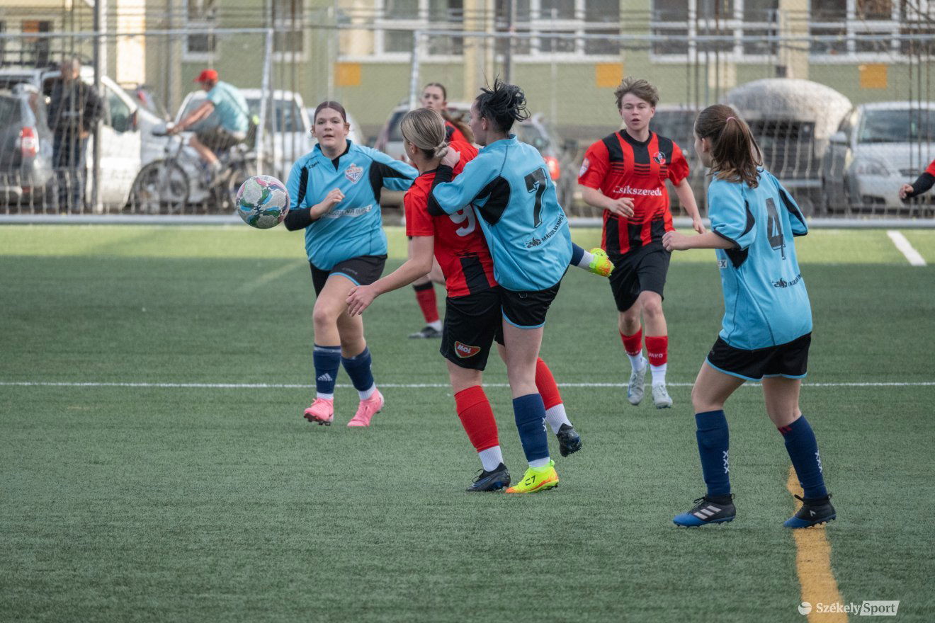 •  Fotó: Borbély Fanni