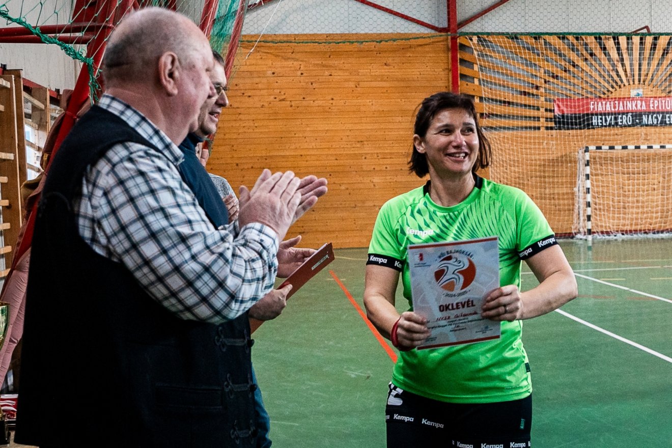 A szentkirályi tornát a Csíkszeredai NKSZ szervezte •  Fotó: Halmágyi Zsolt