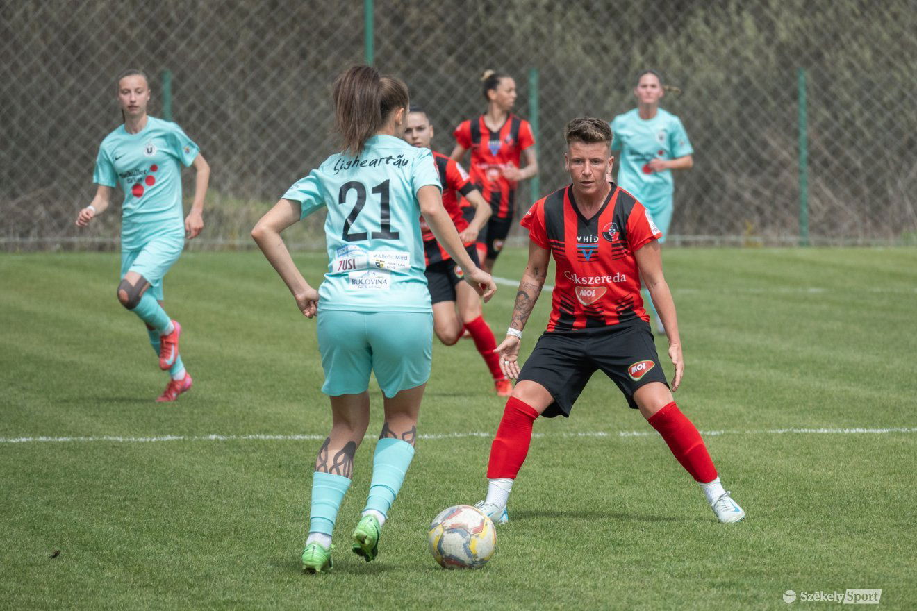 •  Fotó: Borbély Fanni