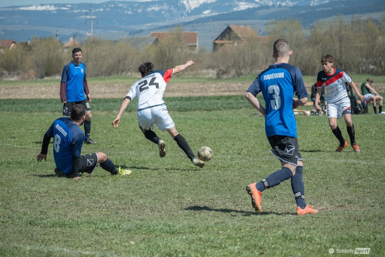 •  Fotó: Borbély Fanni