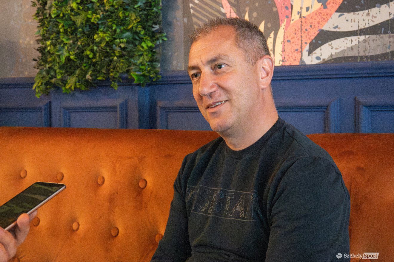 Csata Attila szerint jelenleg a szakmai elismerés a legerősebb motiváció, a bírók részére • Fotó: Borbély Fanni