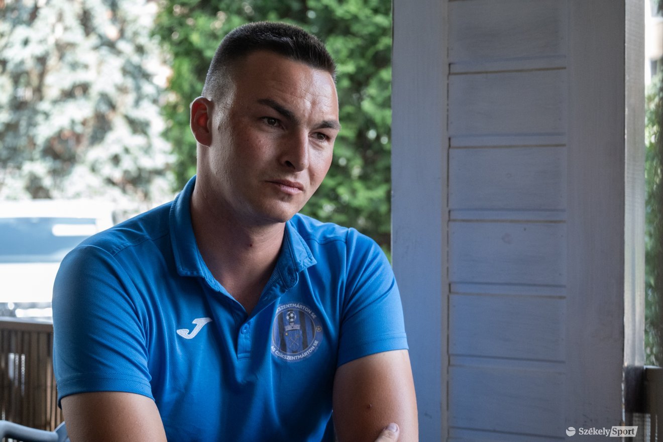 Keresztes Szabolcs: a szentmártoni focinak szép múltja van, van egy még szebb jelene, és lehet egy sokkal szebb jövője is •  Fotó: Borbély Fanni