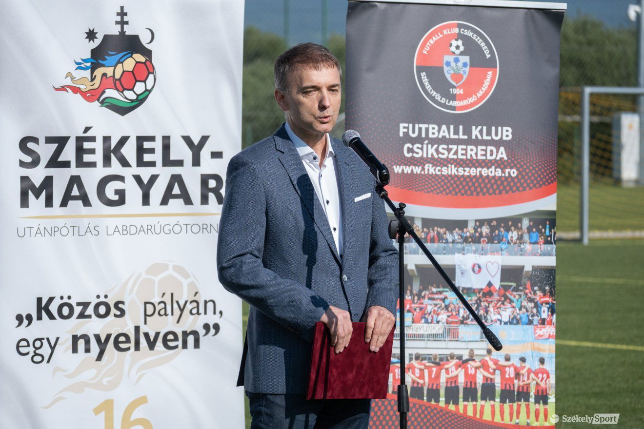 Süle László, a Csepel SC Alapítvány kuratóriumának elnöke •  Fotó: Borbély Fanni
