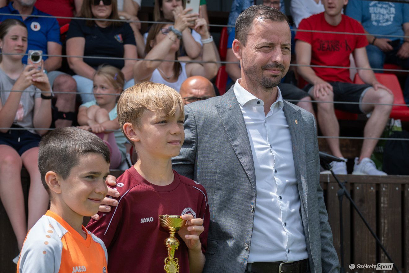•  Fotó: Borbély Fanni