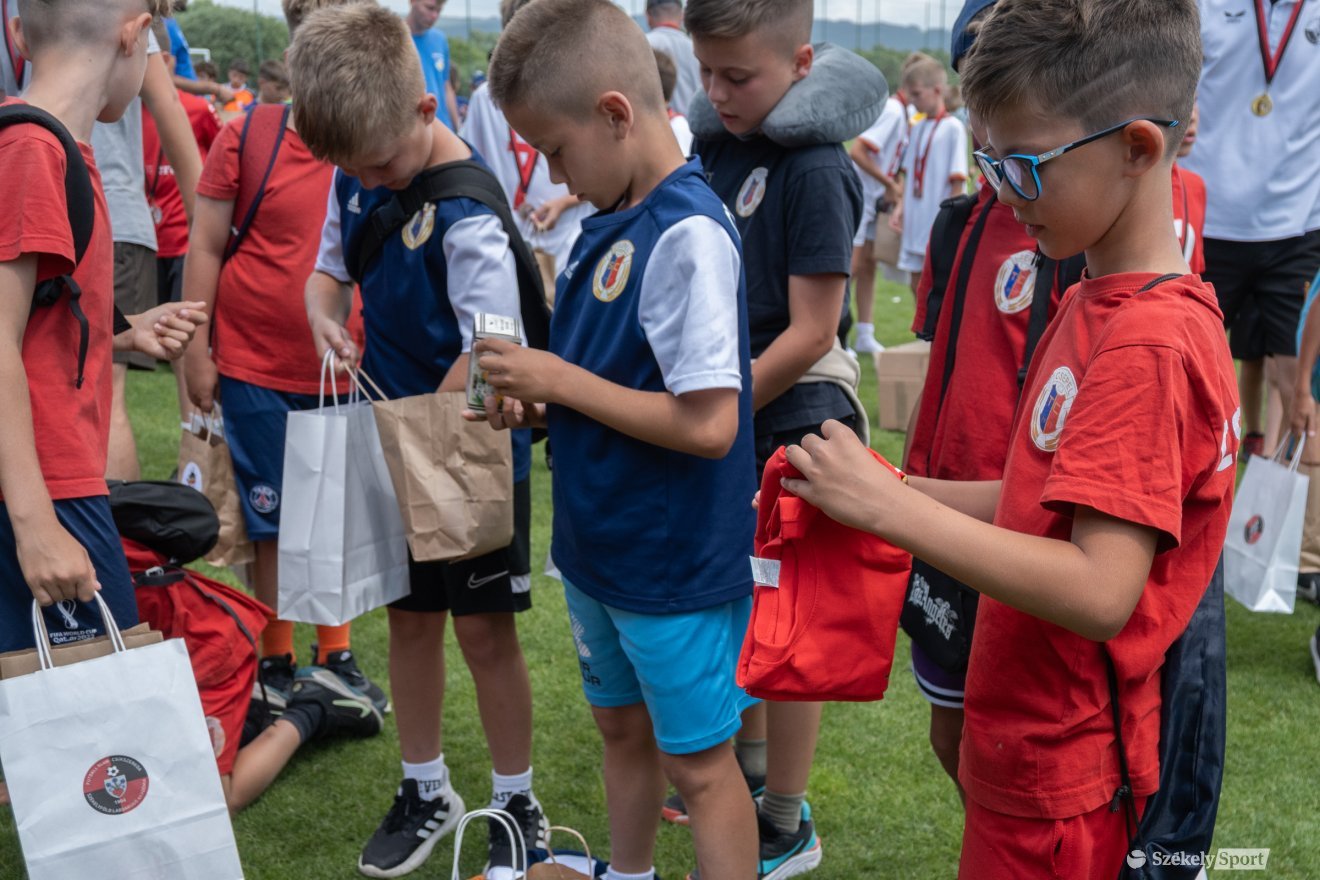 •  Fotó: Borbély Fanni