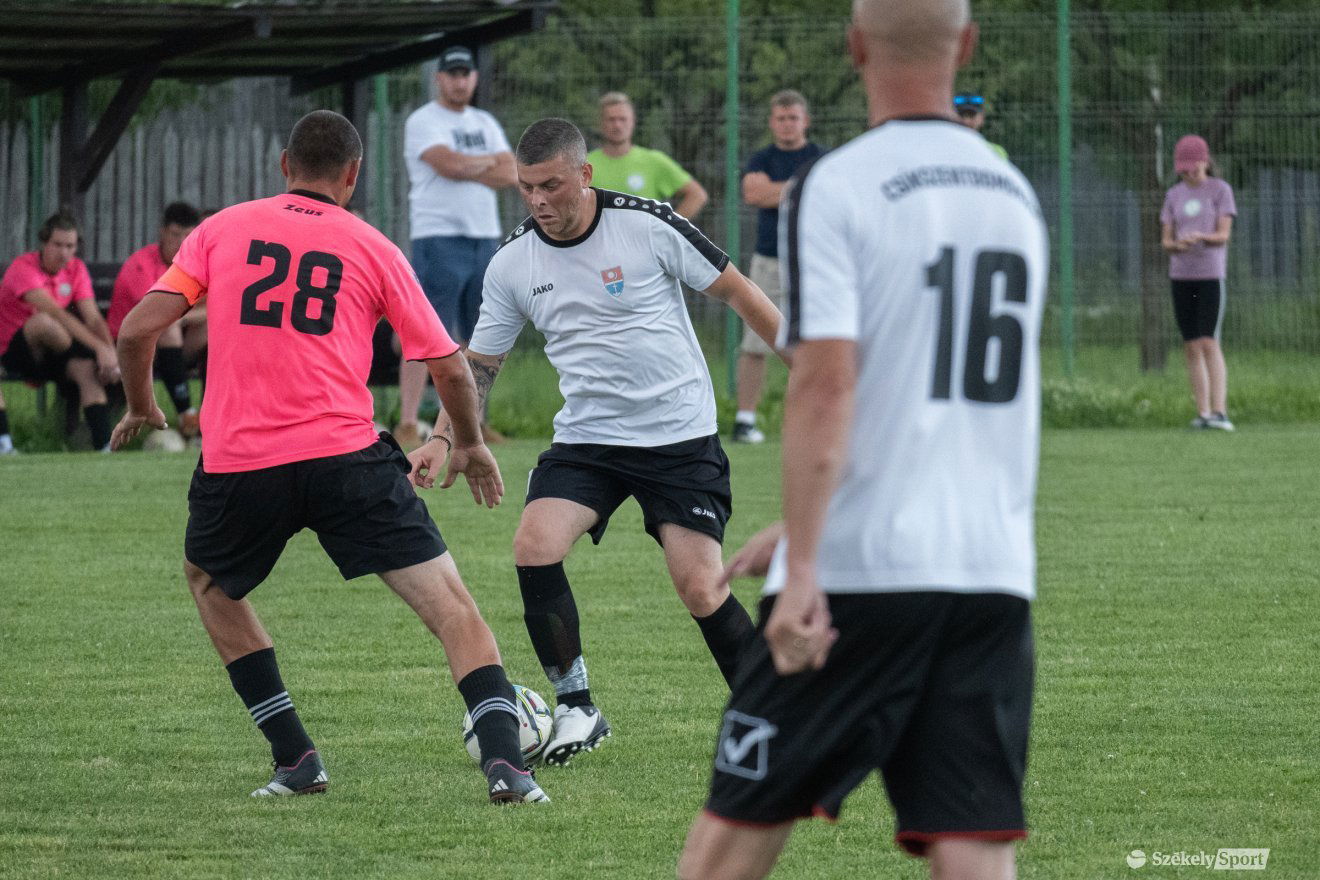 •  Fotó: Borbély Fanni