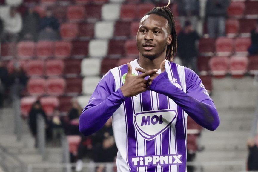 Mamoudou Karamoko az Újpest mezében •  Fotó: csakfoci.hu