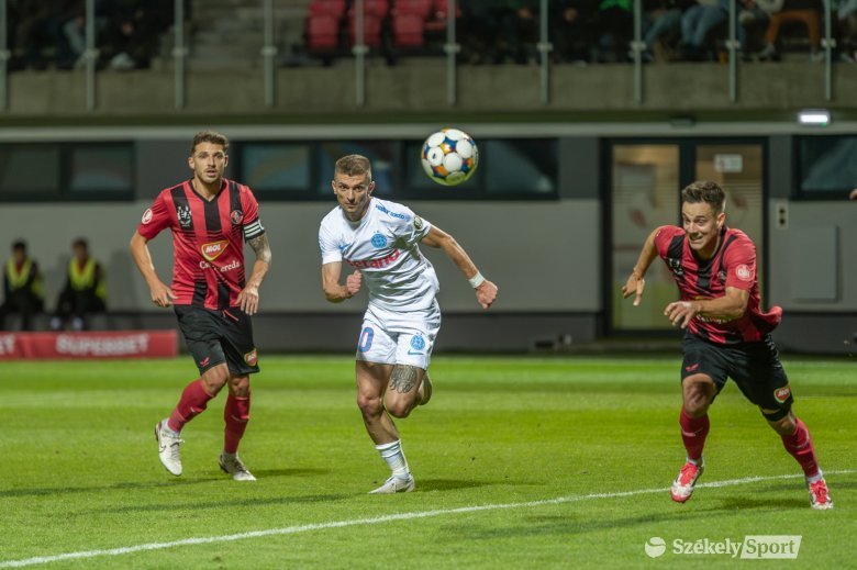 Az FK Csíkszereda–FCSB meccsel fejezhetjük be a majálisozást