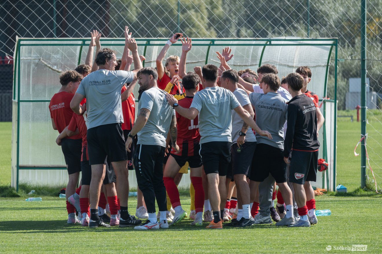 &bullet;  Fotó: Borbély Fanni