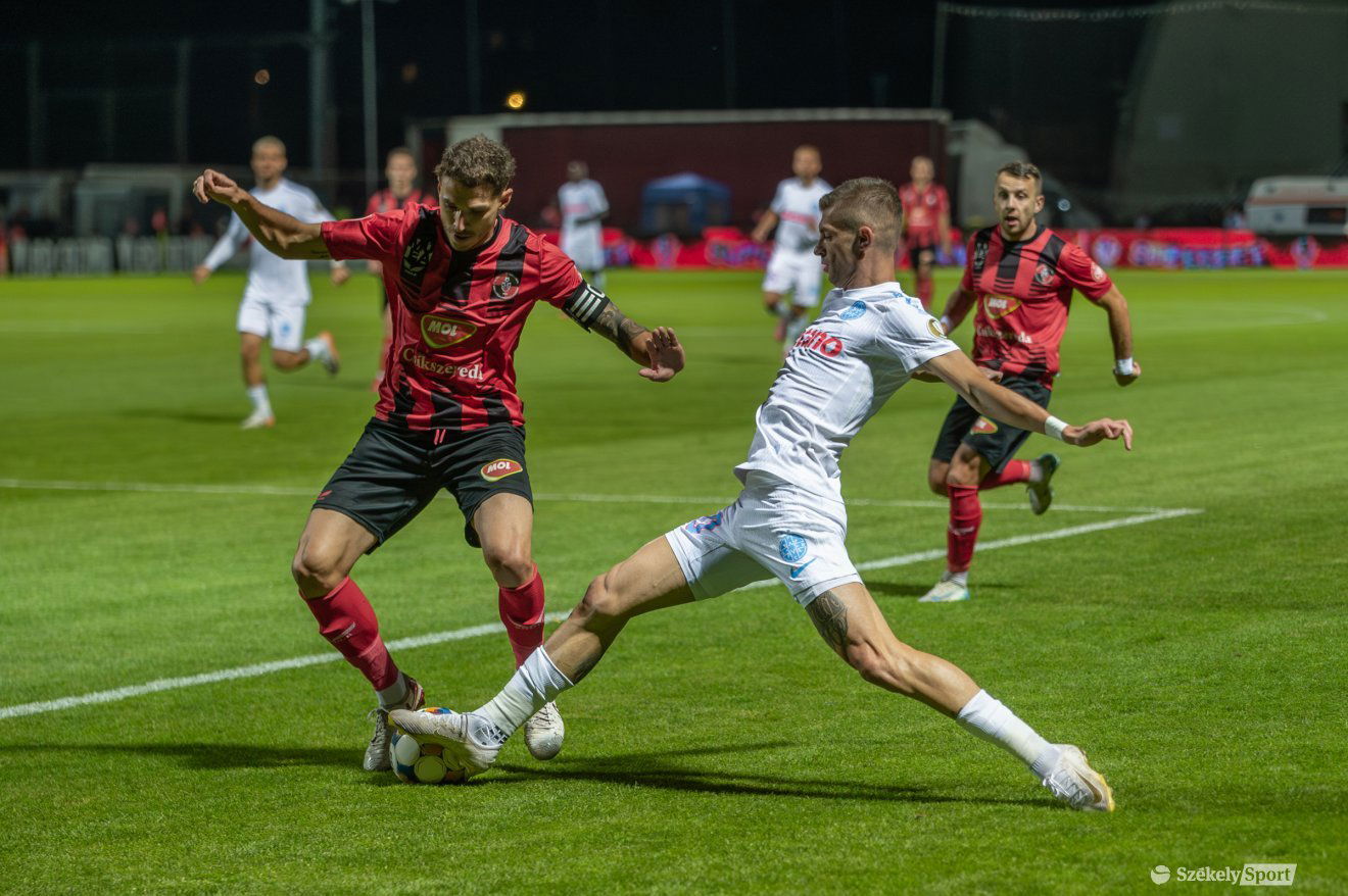 •  Fotó: Pinti Attila