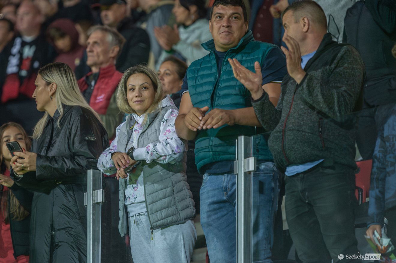 •  Fotó: Pinti Attila