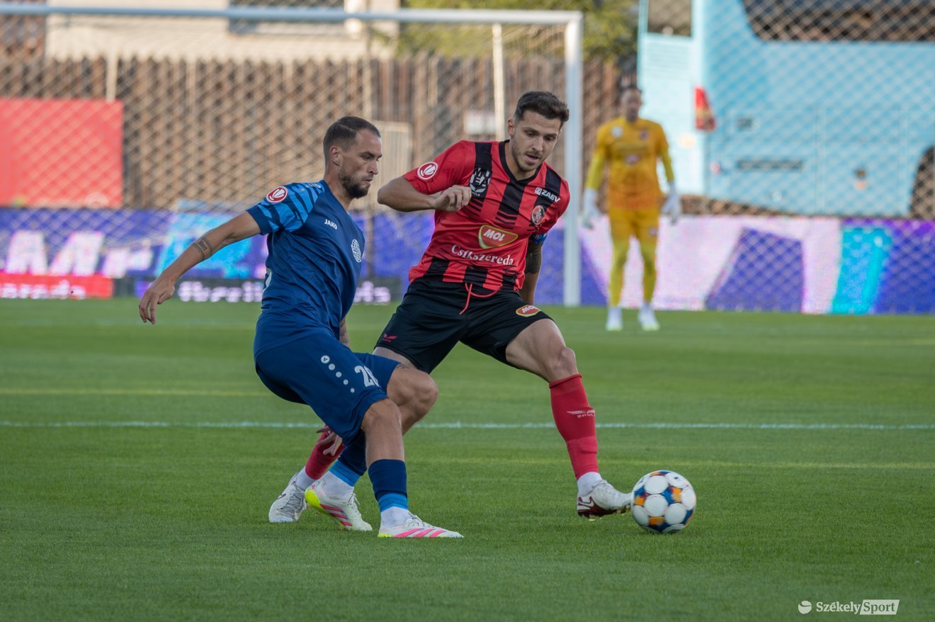 &bullet;  Fotó: Pinti Attila