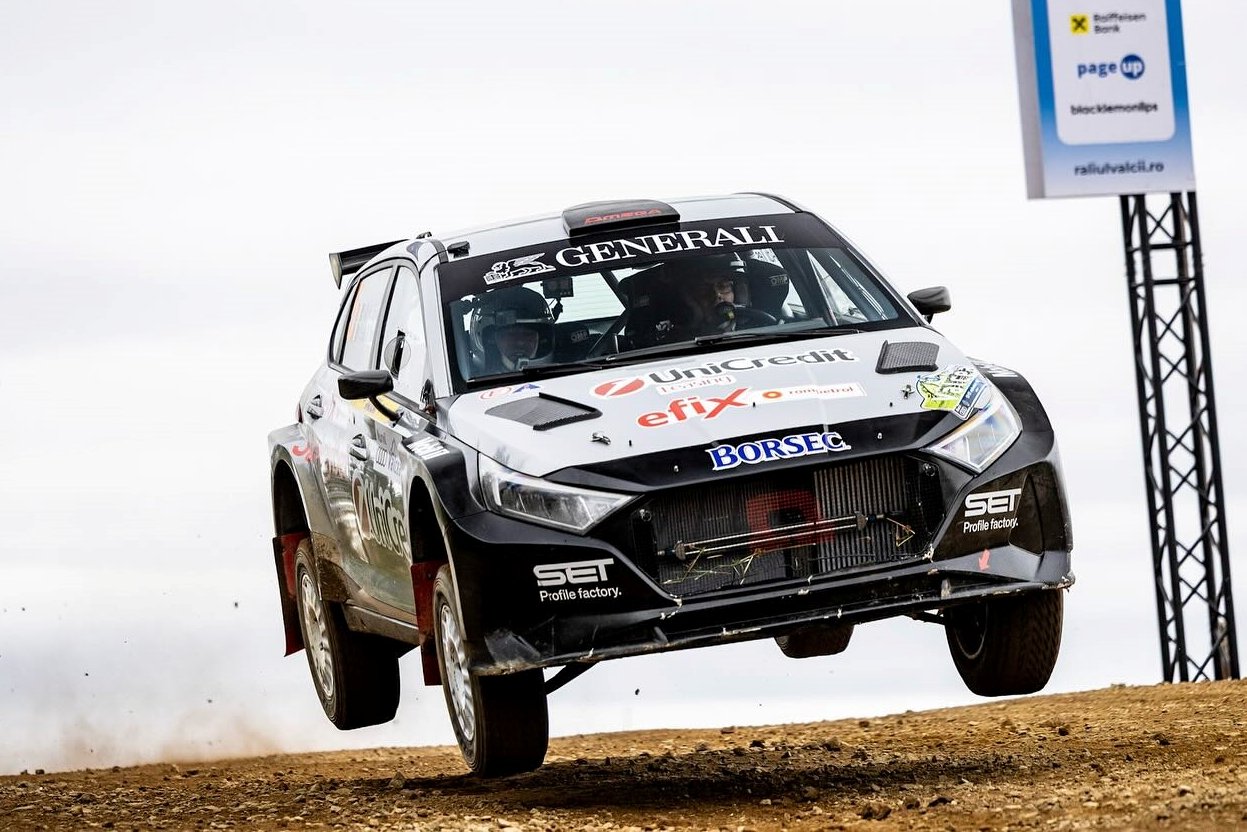 •  Fotó: facebook/ Adrian Teslovan, Cseh Vajk Imre