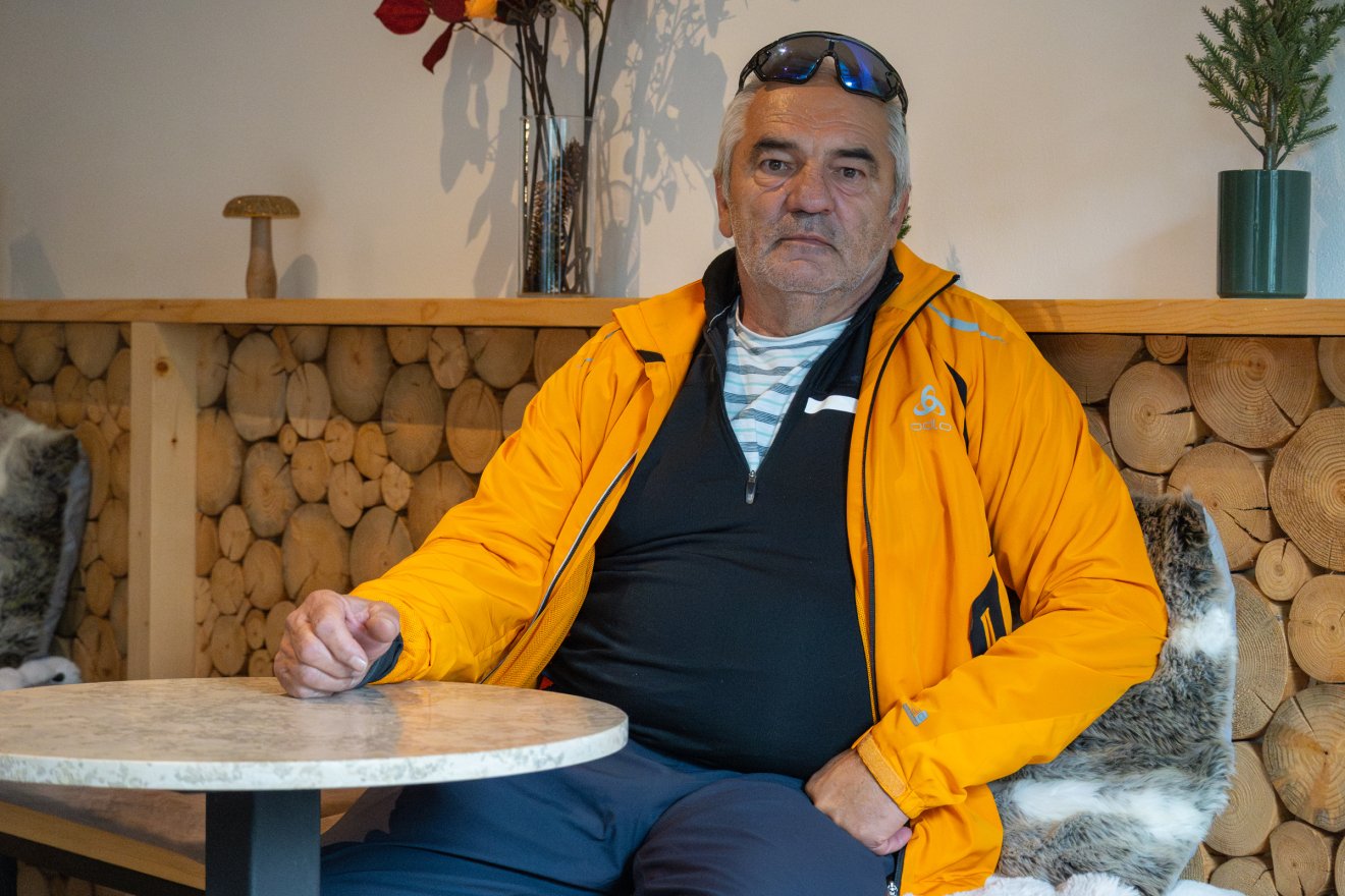 A romániai biatlon legsikeresebb edzője, aki hat téli olimpián vezette a női válogatottat •  Fotó: Borbély Fanni