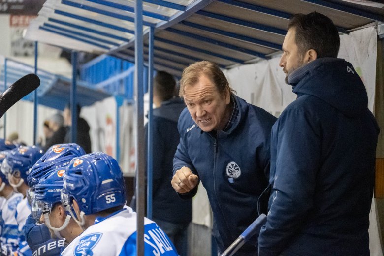 Elképesztő, máris kirúgták a Sportklub edzőjét