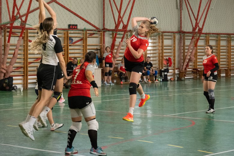 Remekül rajtoltak az újoncok a Hargita megyei női kézilabda-bajnokságban