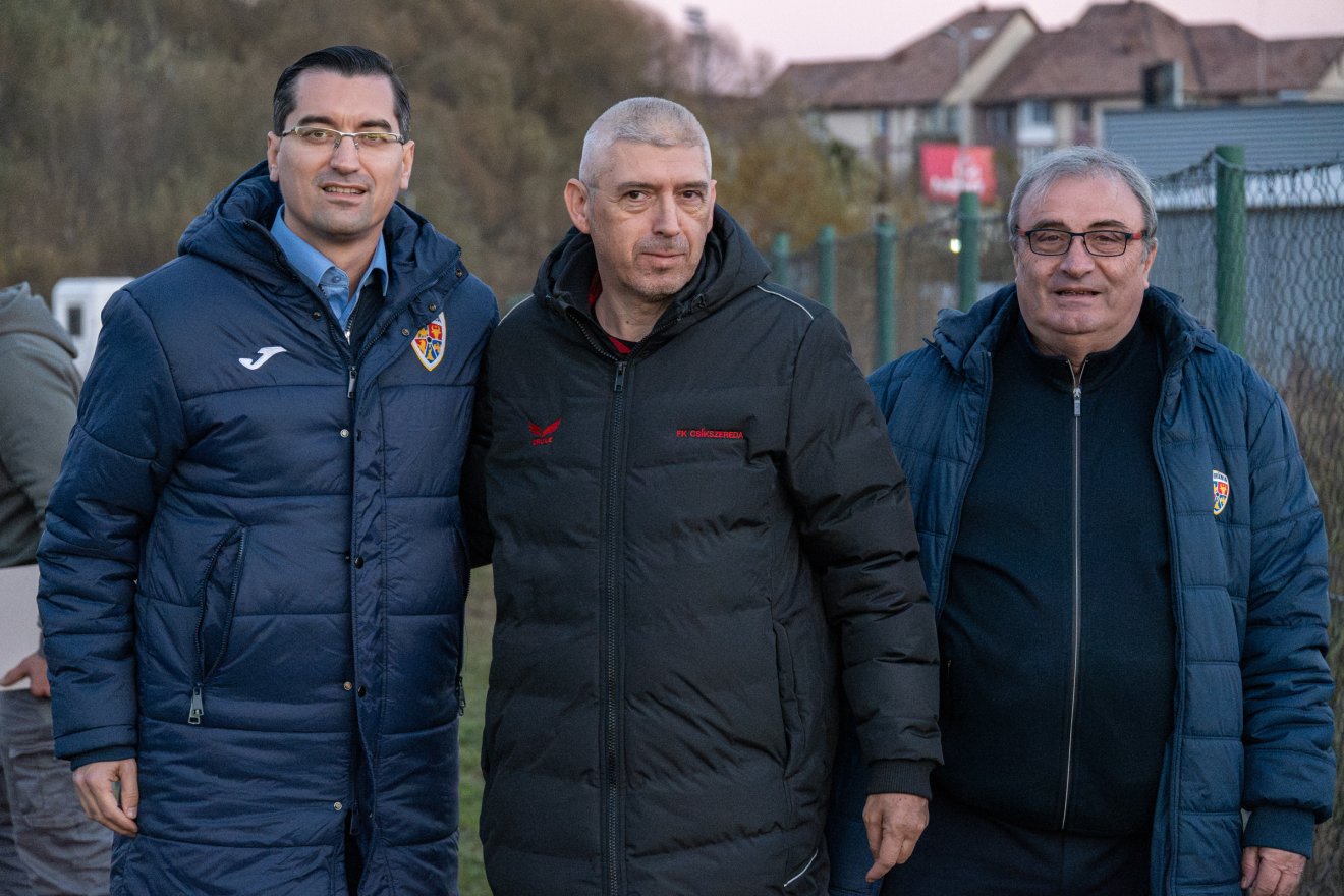 &bullet;  Fotó: Borbély Fanni