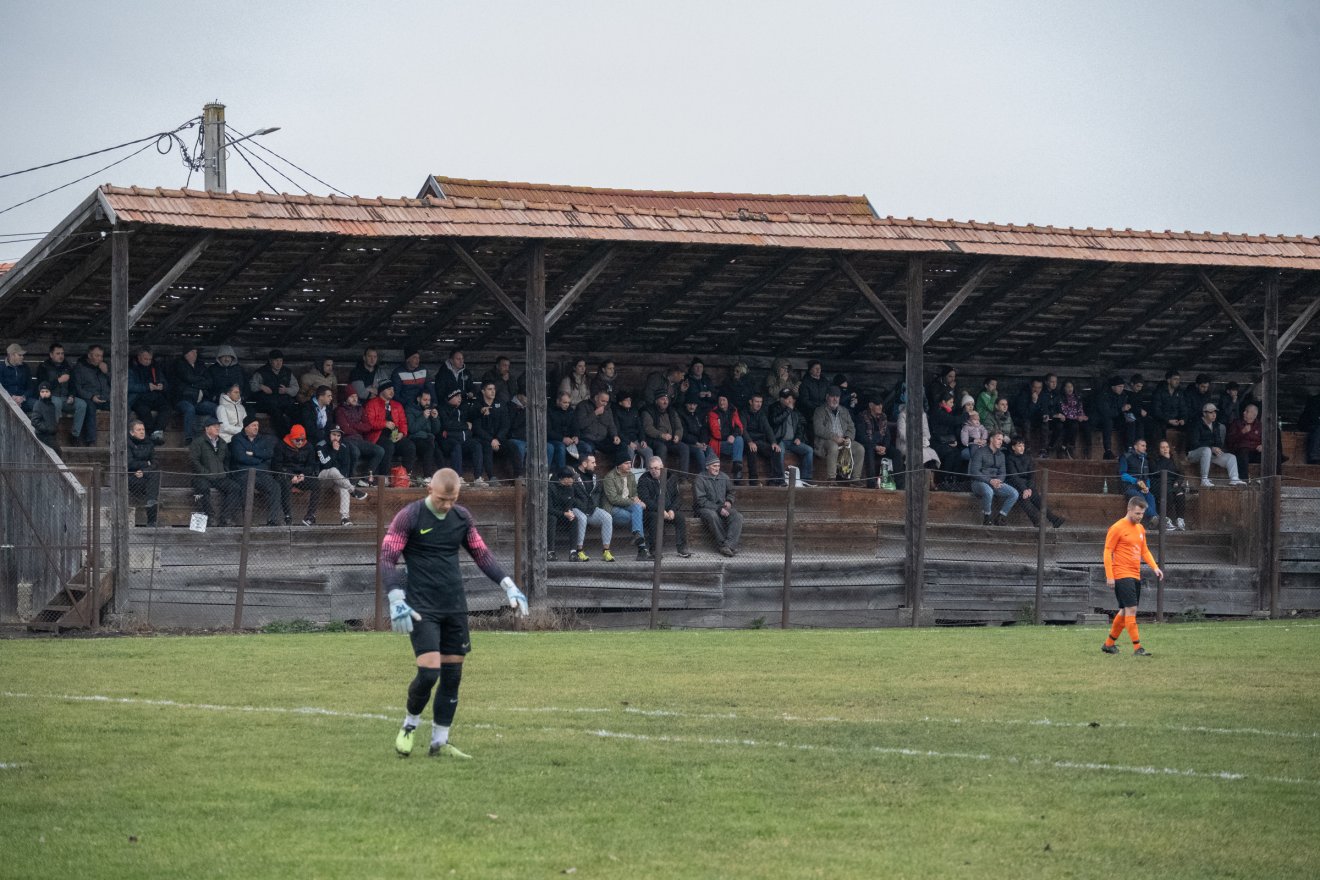 Jelenet az Csíkszentsimon–Golimpiákosz mérkőzésről •  Fotó: Borbély Fanni