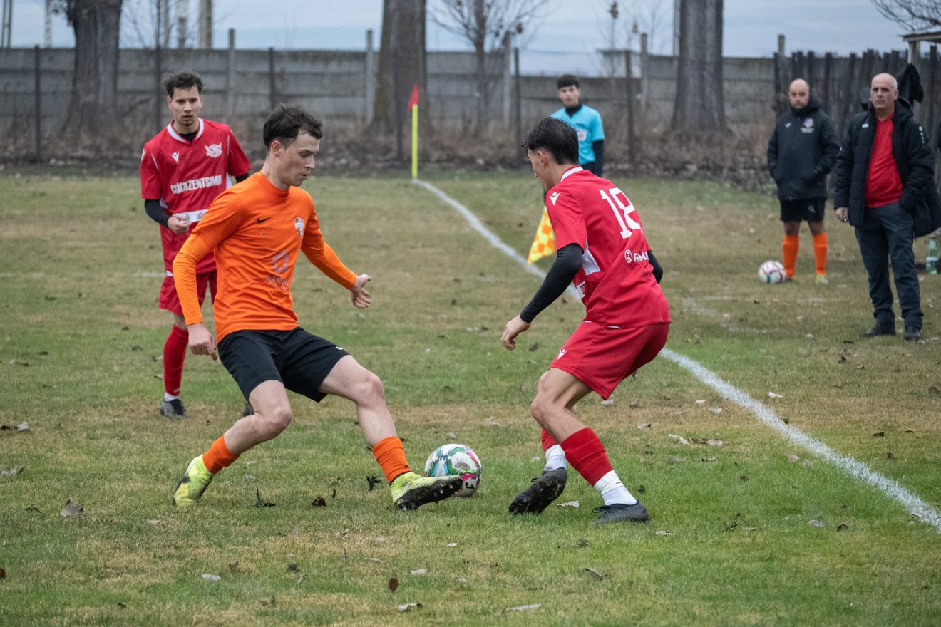 Jelenet az Csíkszentsimon–Golimpiákosz mérkőzésről •  Fotó: Borbély Fanni